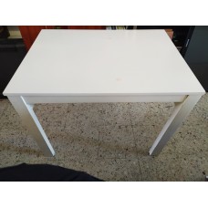 MESA LACADA BLANCA CON DOS TABURETES